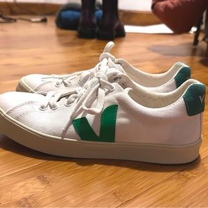 Veja Campo low-top sneakers size 7